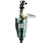 Solarbetriebener Tiervertreiber mit Wasserstrahl